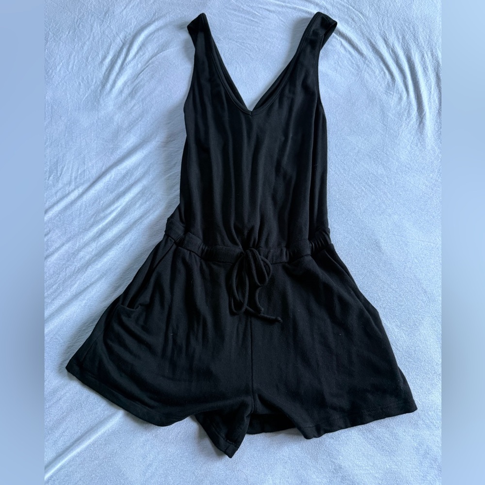 Beyond Yoga Black V-Neck Romper Jumpsuit
